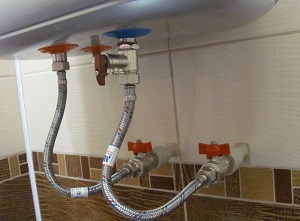 Подключение накопительного водонагревателя в Бийске